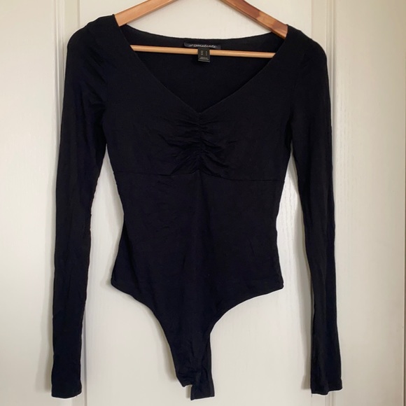 Black cinched bodysuit - Picture 1 of 2